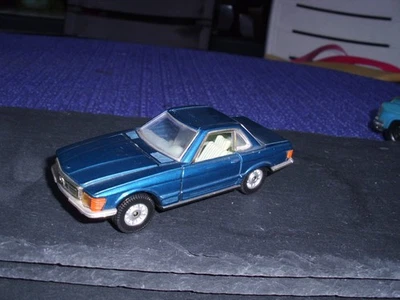 Corgi Toys Mercedes 350 SL Coupe Hardtop W 107 rot orig. 70er J. blaumetallic - Bild 1 von 3
