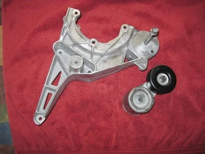 88-95 CHEVROLET 4.3 5.0 5.7 A/C Compressor Bracket 10118751 OEM SWAP AC R4 Mount - Picture 1 of 11