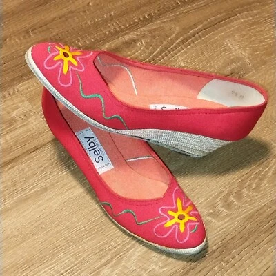 SELBY Comfort Flex Womens 9.5S Shoes Flats Wedge White Loafer - Image 1 of 4