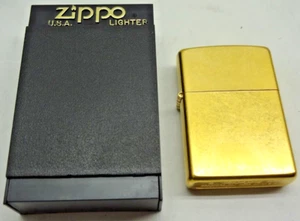 NEW 2003 'D' Brass Gold Tone Dust Zippo Cigarette Lighter - FREE SHIPPING!!! - Picture 1 of 7