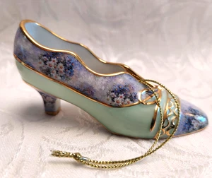 Porcelain Ornament Lena Liu's Lacey Jewel Victorian Fancy Shoe BradFord 87124 - Picture 1 of 8