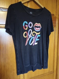 Camiseta Anthropologie "Go Vote" con puntada lateral de adentro hacia afuera negro carbón Talla Pequeña - Imagen 1 de 22