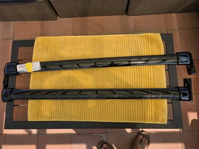 2022/ 25 Nissan Pathfinder black roof crossbars OEM - Image 1 of 4