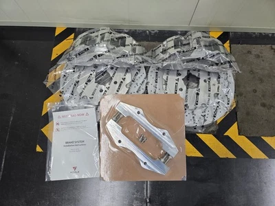 JEEP GRAND CHEROKEE WK2/WK  PERFORMANCE BIG BRAKE KIT FRONT 8P (405×34) - Image 1 of 4