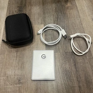 G-Technology 2TB G-DRIVE Mobile USB-C (USB 3.1) Portable External Hard Drive - Afbeelding 1 van 3