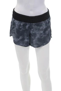 Lululemon Womens Chevron Striped Low Rise Athletic Shorts Gray White Size 4 - Picture 1 of 4