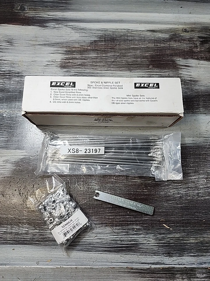 Juego de radios traseros Excel XS8-23197 19x1,85/2,15 Kawasaki KX 125 250 250F 450F Spline Foto 1 de 4