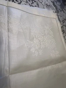 Vintage 5 ivory  PURE IRISH LINEN DOUBLE DAMASK Floral NAPKINS 15" x16" Ireland - Picture 1 of 5