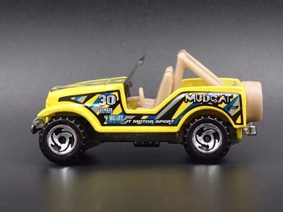 1986-1995 Jeep Wrangler CJ7 Yj 1:64 IN Scala da Collezione Diorama Modellino - Immagine 1 di 4