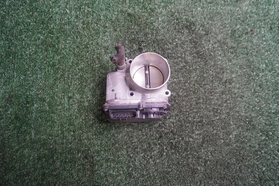 Nissan Sentra 2015 2016 2017 carrocería del acelerador 1,8 L fabricante original 39 k millas 3ra60-01-b Foto 1 de 3