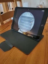 Apple iPad 7th Gen. 32GB, Wi-Fi, 10.2 in - Space Gray 