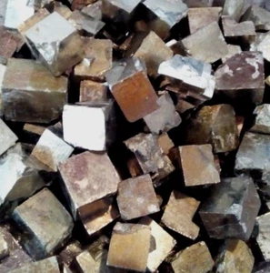 PIRITE CUBICA L (CREATIVITA') -Minerali Burattati Cristalloterapia -PIETRA ORO  - Picture 1 of 2