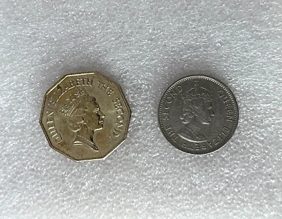 Vintage 2003 Belize $1 Dollar Coin & 1994 Quarter 25 Cents   Queen Elizabeth 2nd - Image 1 of 4