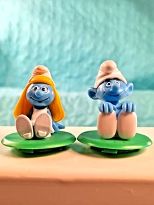 2 Rare SMURF Figurines 1.5" Sitting Smurfette & 1.5" Sitting Smurf - Picture 1 of 12