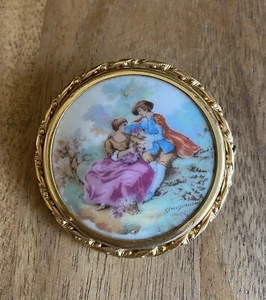 LIMOGES CASTEL Fragonard Lovers In Landscape BROOCH Vintage - Picture 1 of 7