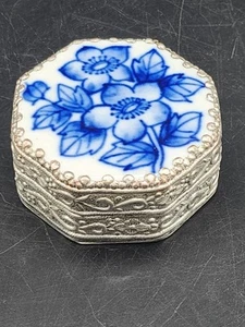 Vintage Porcelain Blue Flower Trinket Jewelry Box Octagon Mirror Silverplate - Picture 1 of 6