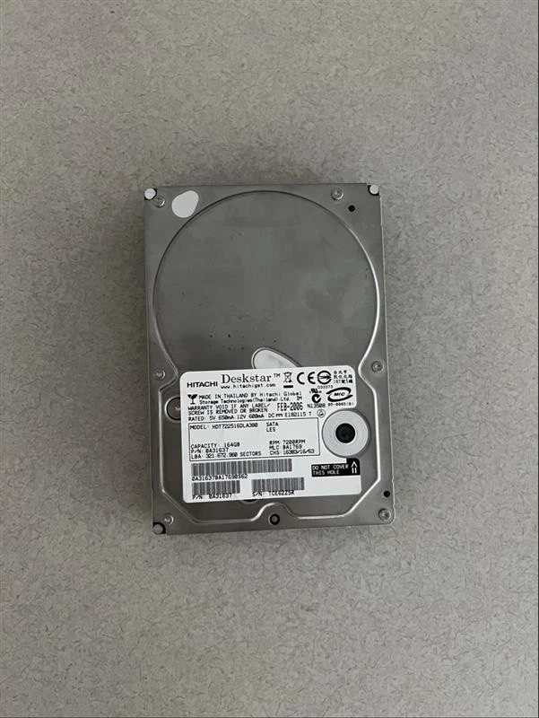 Hitachi Deskstar T7K250 HDT722516DLA380 160 GB 7200 RPM 3.5" Internal Hard Drive - Image 1 of 1