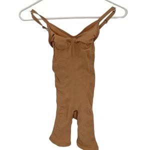 Skims Seamless Sculpting Mid Thigh Body Size Small/Medium - Bild 1 von 5