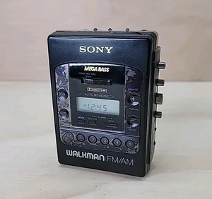 Reproductor de casete Walkman inverso automático Sony WM-F2085 Mega Bass COMO ESTÁ para piezas - Imagen 1 de 12