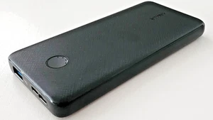 ANKER POWERCORE Slim 10K 10000mAh High-Speed PowerIQ Power Bank - Photo 1 sur 7