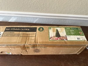 NEU Holiday Time 6 Fuß nicht beleuchtet Wesley Kiefer künstlicher Weihnachtsbaum einfache Einrichtung - Bild 1 von 3