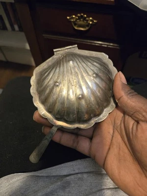 Plato de mermelada de caviar de mantequilla con cáscara de ostra chapado en plata Queen Anne vintage Foto 1 de 4