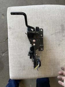 08 09 10 MITSUBISHI FUSO FE ACCELERATOR PEDAL W SENSOR MK386457 - Picture 1 of 2