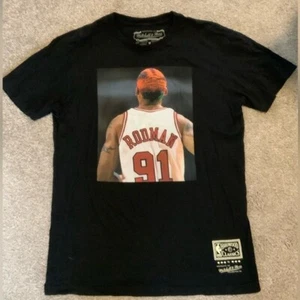 Mitchell & Ness Nostalgia Co Mens Medium Dennis Rodman Black Tee Chicago Bulls - Picture 1 of 5