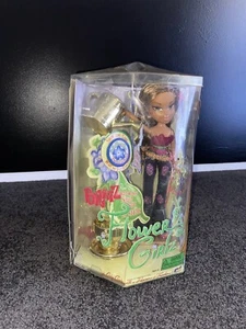 Rare Bratz Flower Girlz Yasmin 2008 - Picture 1 of 3