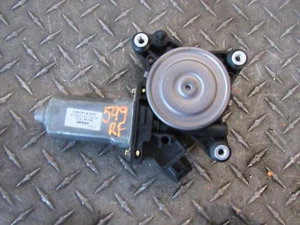 2004 MITSUBISHI GALANT RIGHT PASSENGER FRONT WINDOW MOTOR 2.4L - Picture 1 of 4