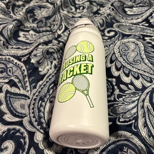 Owala FreeSip 24oz Stainless Steel Water Bottle Gray Tennis ๐พ - Picture 1 of 5