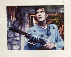 Bruce Campbell The Evil Dead Hand Signed mounted autograph 2 x 18" Approx - Picture 1 of 13