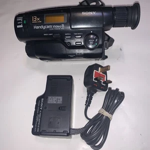 Sony CCD-TR401E PAL Video8 Camcorder Handycam VCR 8mm Watch Play Video Transfer - Picture 1 of 8