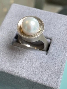 Cultured pearl ring by Susan Helmich - Picture 1 of 3