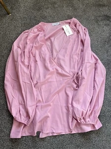 NWT Womens In The Style Blouse, Size 30, Pink, Wrap, Tie Front, Lightweight (54) - Picture 1 of 3