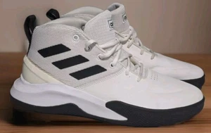 Adidas Tenis OwnTheGame Para hombres Talla 9.5 Zapatos de Baloncesto Blanco y Negro EE9631 - Imagen 1 de 8