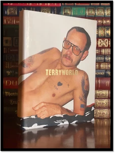 Terryworld TERRY RICHARDSON SIGNED Mint Taschen Limited Hardback 1/1000 - Picture 1 of 5