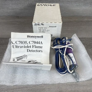 Honeywell C7027A 1031 Mini Peeper Ultraviolet Flame Detector C7027A1031 - Picture 1 of 3