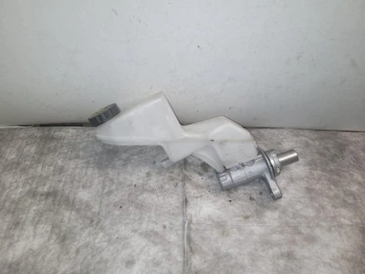 NISSAN ROGUE Master Cylinder US built 21 22 23 24 25 Foto 1 de 2