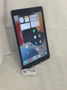 Apple iPad 6ta Generación 32 GB, Wi-Fi, 9,7 pulgadas - gris/plateado/dorado *Grado B* - Imagen 1 de 9