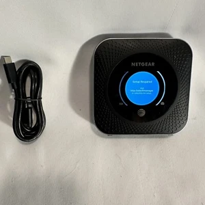 NETGEAR Nighthawk MR1100 Mobile Hotspot Router  Black WITH BATTERY - Picture 1 of 5