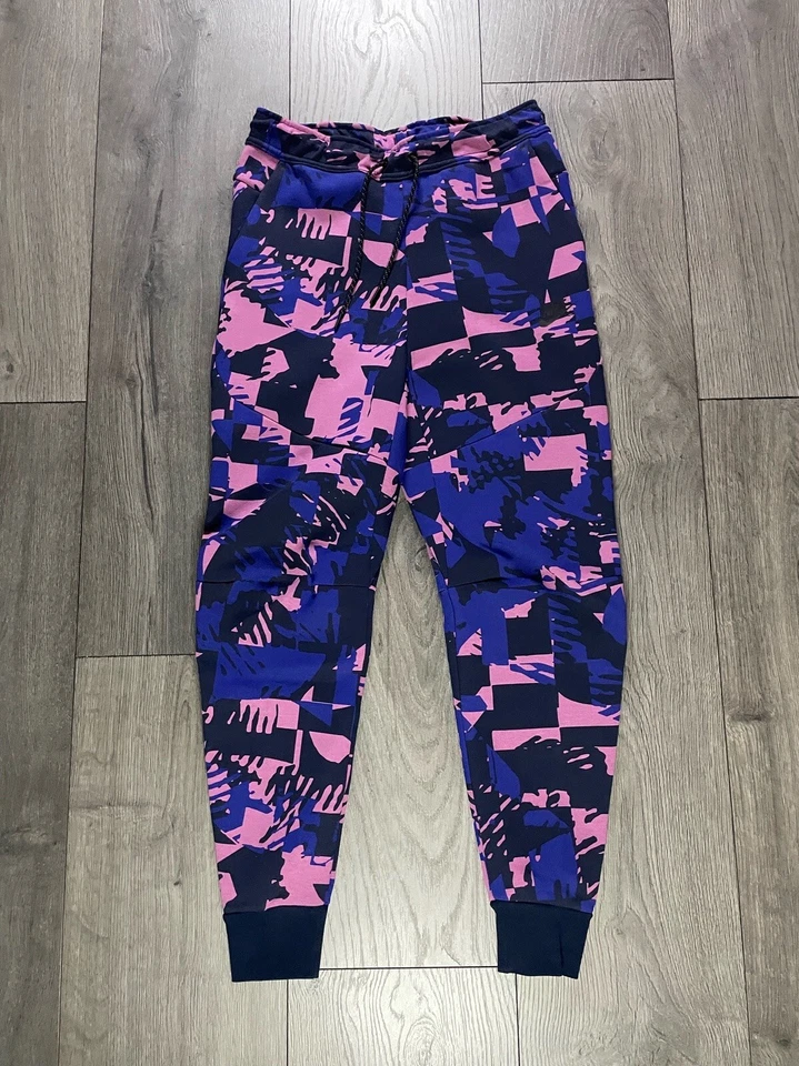 Nike Tech Fleece Pants Joggers Purple Black Blue Digi Camo DM6472-507 SZ-XS