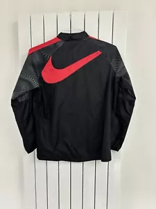 liverpool fc training top 158cm - Picture 1 of 3