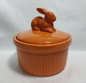 ๐ Martha Stewart 4" Mini Cocotte โ Orange Ceramic ๐ Rabbit | Macy's Exclusive - Picture 1 of 5