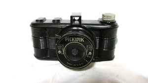 VINTAGE EARLY 1950s PICKWIC CANDID CAMERA - Picture 1 of 3
