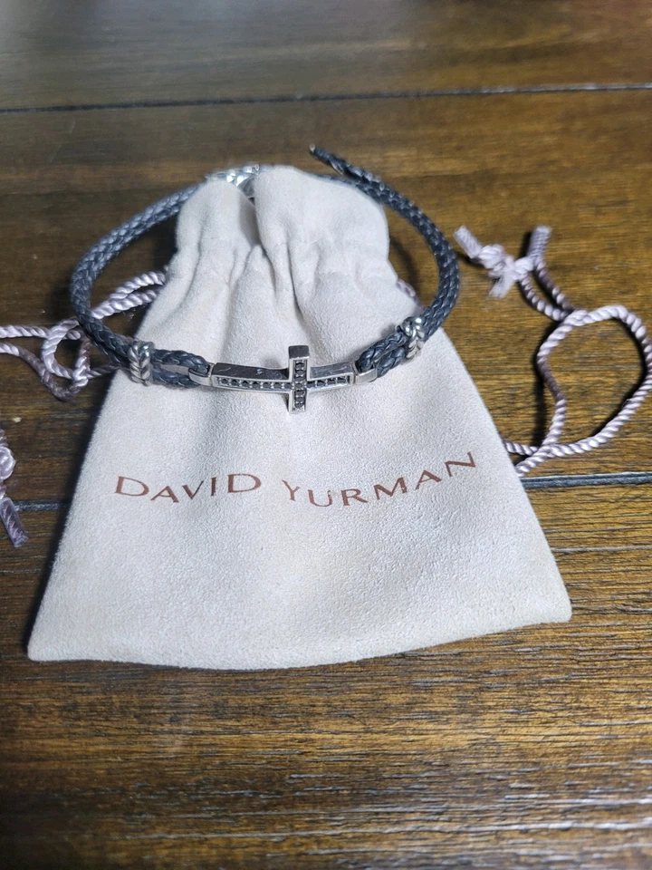 Brazalete David Yurman de Cuero para Hombre Cruz de Diamantes Negros Plata 925 (LEER) Foto 1 de 4