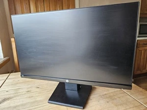 HP 22W 21.5" Monitor in Very good condition - little use - Picture 1 of 14