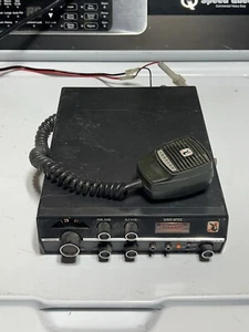 Johnson Viking 352 CB Radio With Mic - Picture 1 of 5