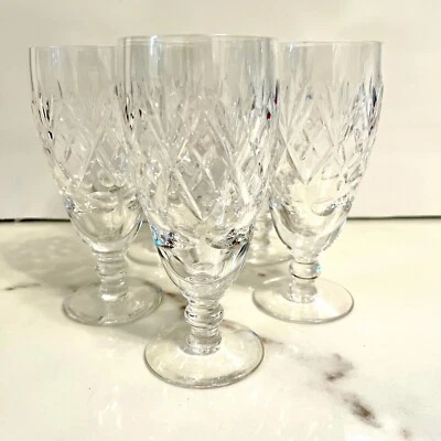 Bonito juego de 5 copas de agua de cristal de copa de vino de 6,5" de alto ROYAL DOULTON ENGLAND Foto 1 de 4