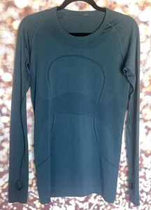 Lululemon Swiftly Tech Long Sleeve Crew *Submarine* Size 10 - Picture 1 of 8